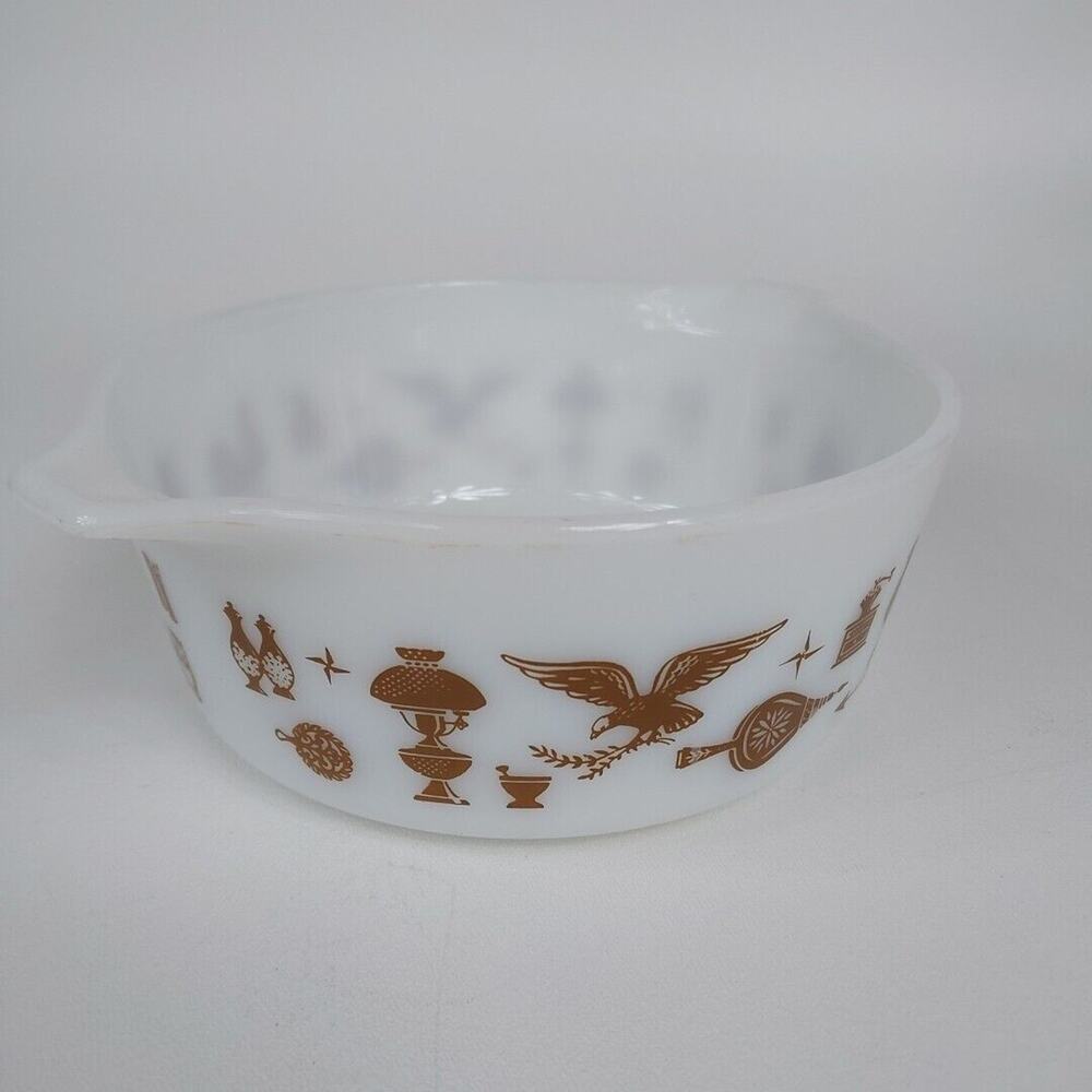 Vintage Pyrex Early‎ American 472 1-1/2 PT ROUND Casserole Dish. NO LID - Picture 2 of 6